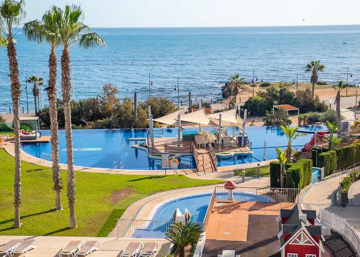 Sea Breeze Apartment